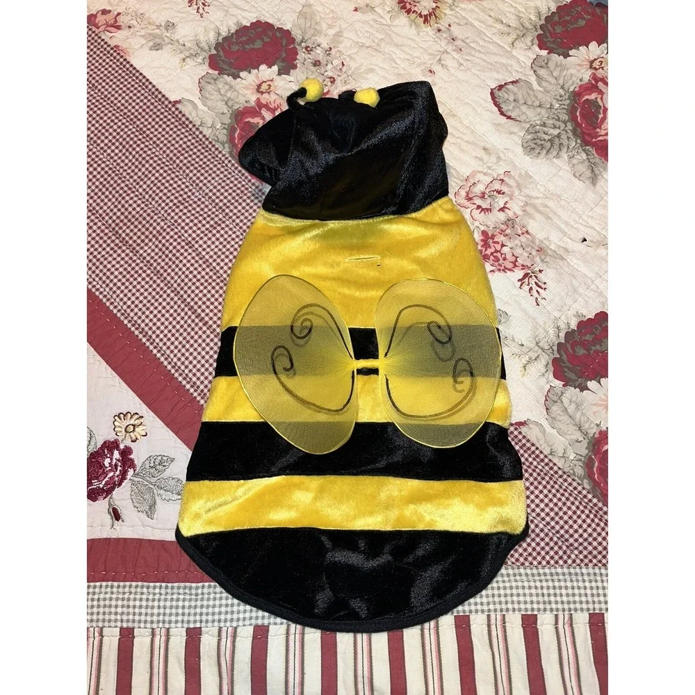 Bumble Bee Dog Costume  Medium Halloween Costume Wings‎